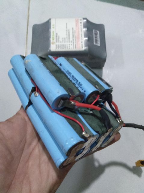 Khối Pin xe điện cũ Bao sống điện áp trên 36V 20 Cell Pin 18650 và 1 mạch 10S 36V