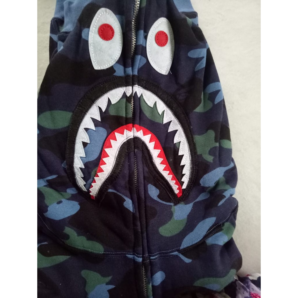 Áo khoác Bape camo /jacket bape camo/áo khoác bape xanh 1 màu | BigBuy360 - bigbuy360.vn
