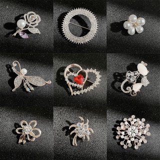 Trâm cài áo đính đá sang trọng