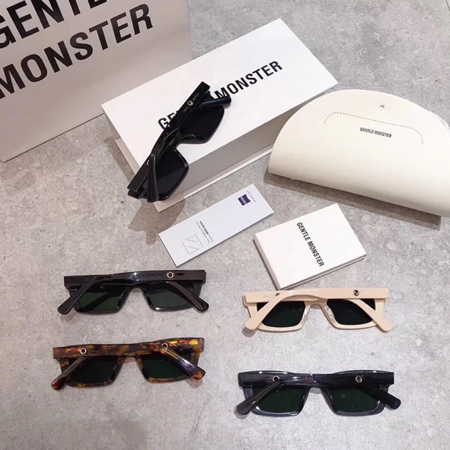 [Mã FAGOGO giảm 12% đơn 99K] Kính Mát Nữ Mắt Mèo Jennie Phong Cách Thời Trang Hot Hit 2020 | BigBuy360 - bigbuy360.vn