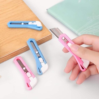 Dao rọc giấy cắt giấy tiện dụng