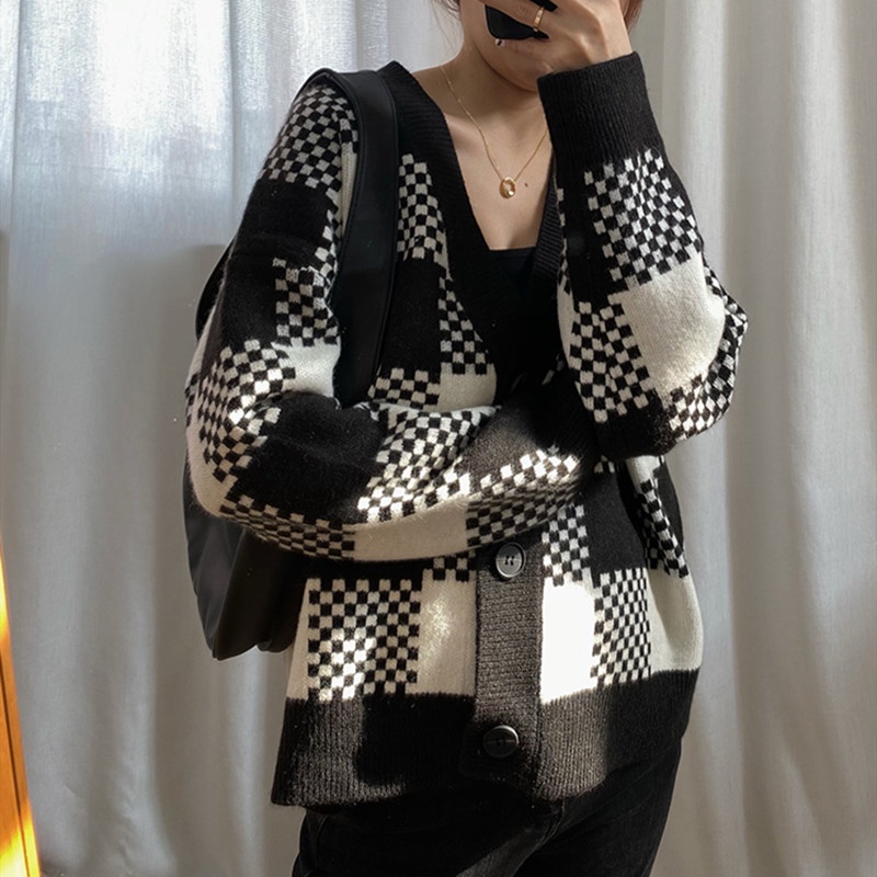 Áo cardigan len nữ Quảng châu họa tiết ô vuông bàn cờ màu đen basic mới nhất thu đông 2022 hot tiktok douyin kozoda AC41