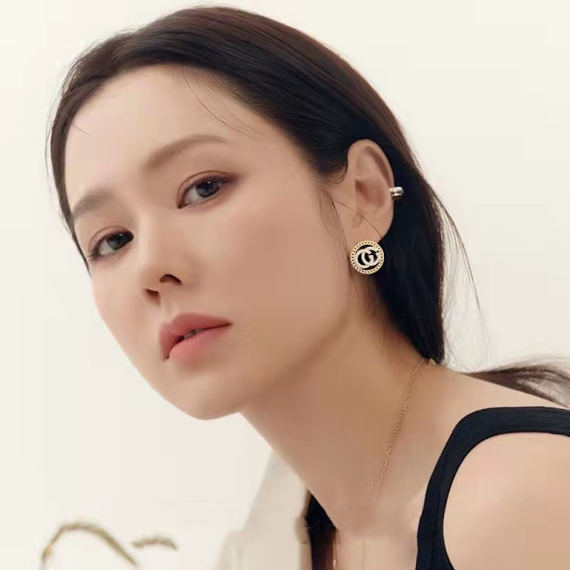 Bông Tai Mạ Bạc Hình Tròn Nhỏ In Chữ G Đính Đá Thời Trang Mùa Hè Phong Cách Âu Mỹ
