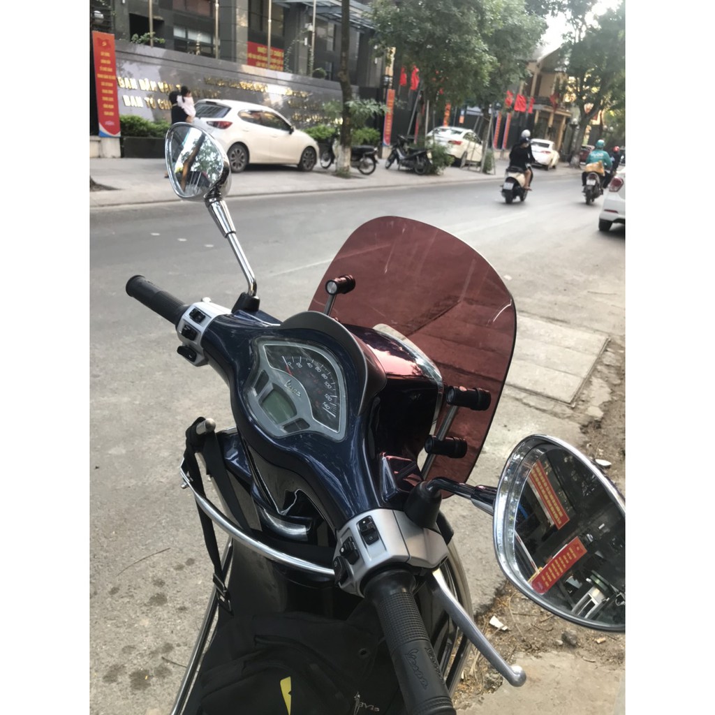 KÍnh chắn gió xe Piaggio Vespa Sprint