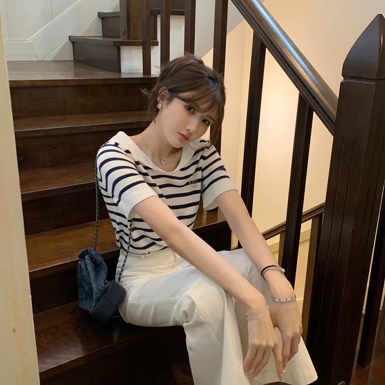 Áo thun SUXI ngắn tay cổ chữ V họa tiết kẻ sọc đơn giản thời trang mùa hè cho nữ