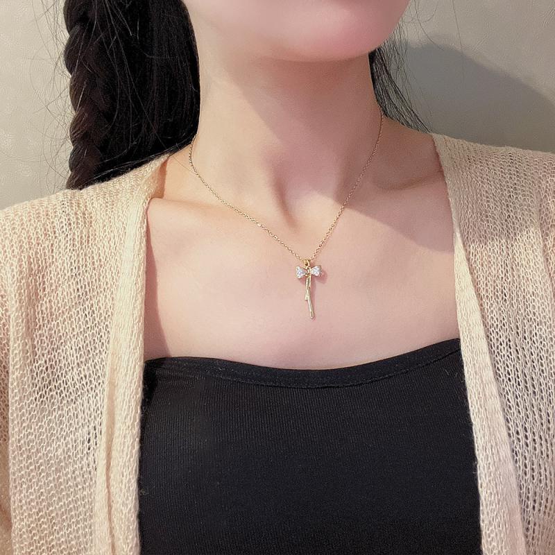 XIAOBOACC Dây Chuyền Thép Titan Mặt Hình Nơ Đính Đá Xinh Xắn Cho Nữ