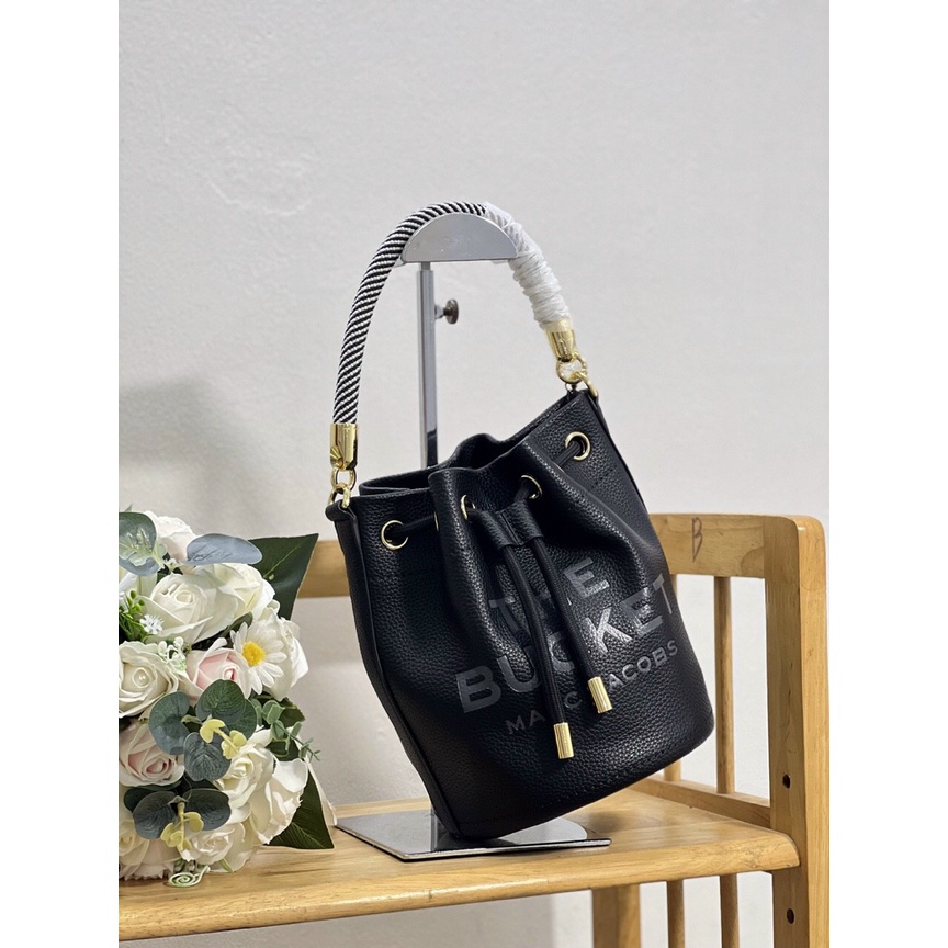 Túi Marc Jacobs Bucket
