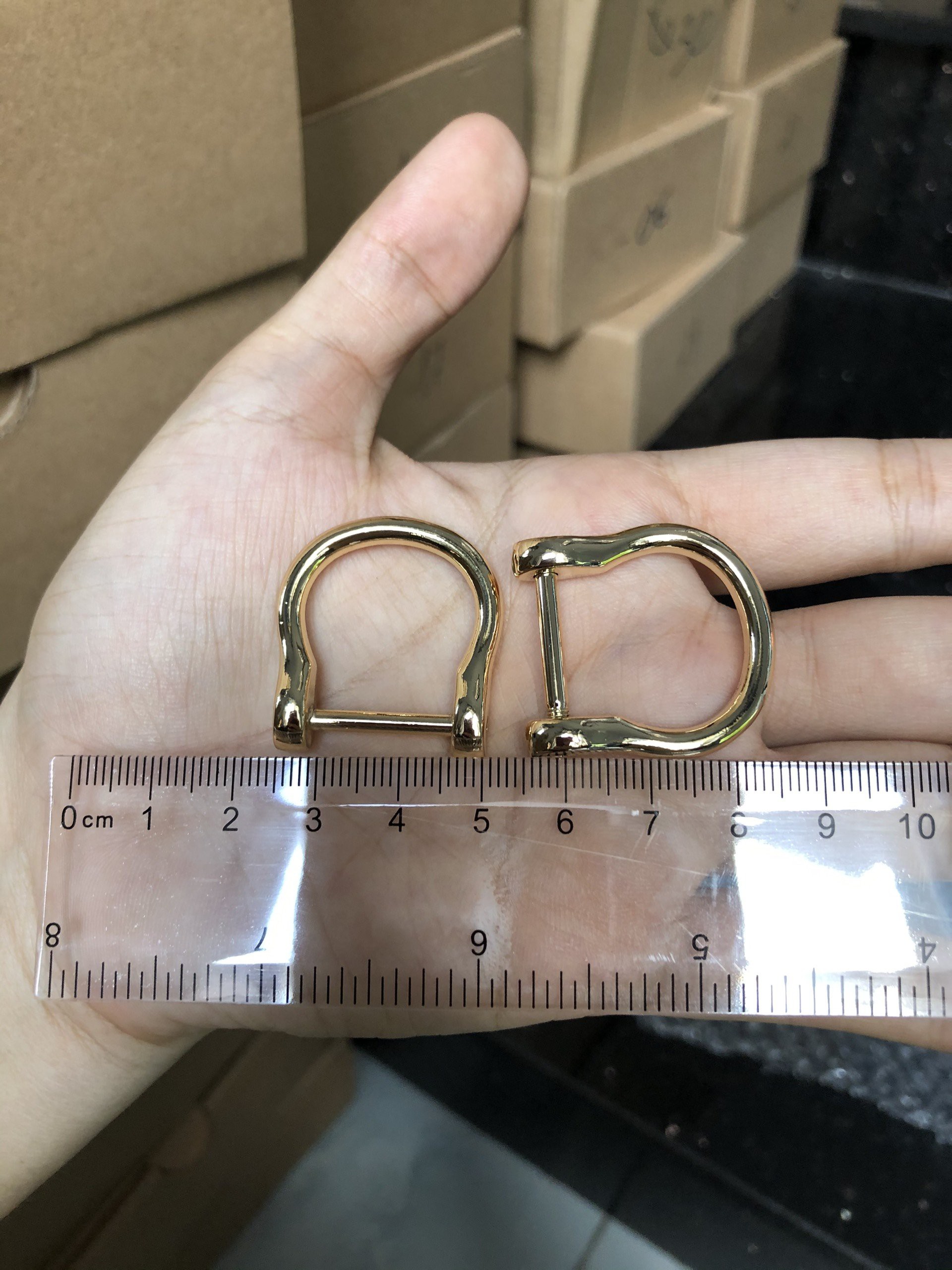 Khoen D bắt ốc 25k/ cặp