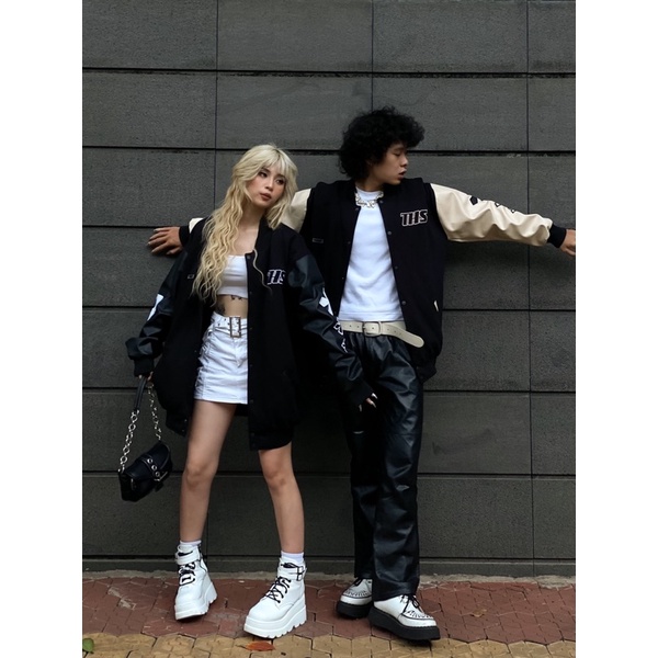 Áo khoác varsity nỉ tay da unisex teeholic màu đen tay da kem varsity jacket bomber local brand