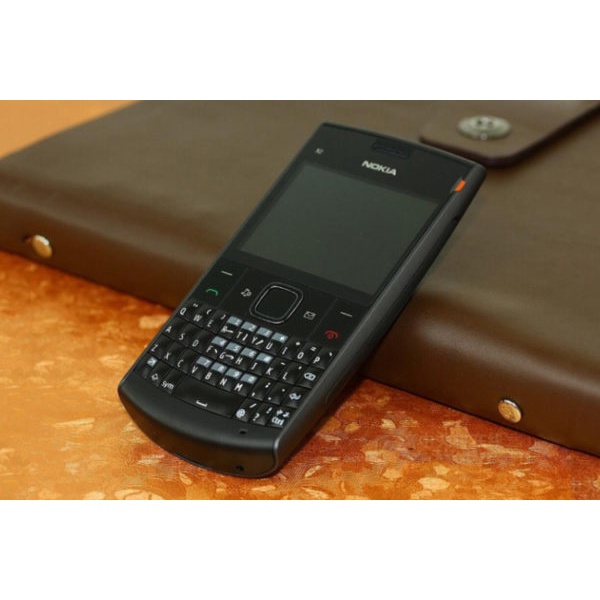 Điện thoại cổ Nokia X2-01