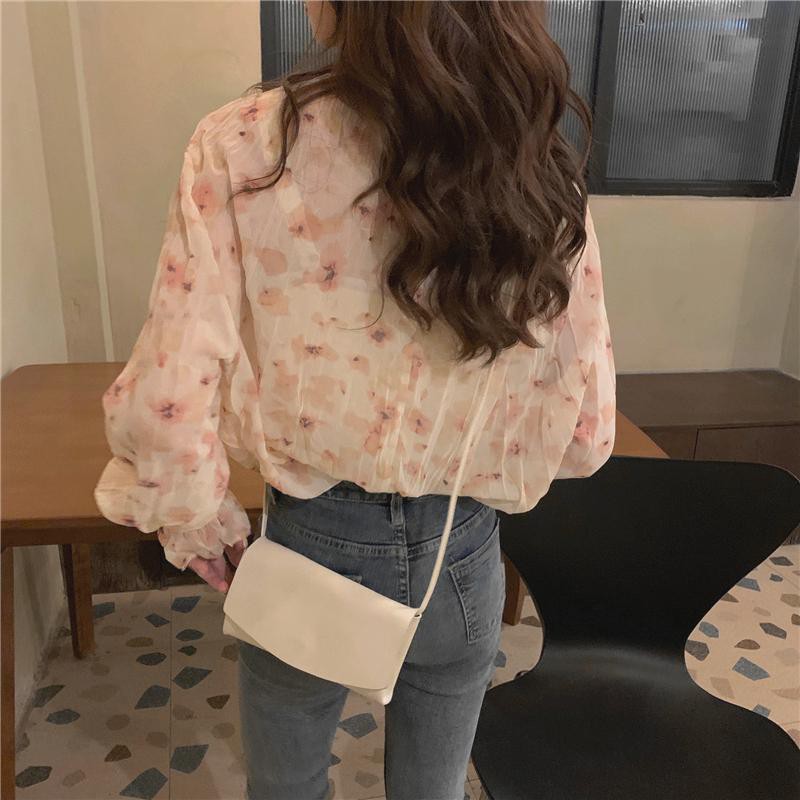 Korean style floral chiffon micro-transparent all-match long-sleeved shirt，cheap borong of Koreanfashion women's clothing readystock 210521