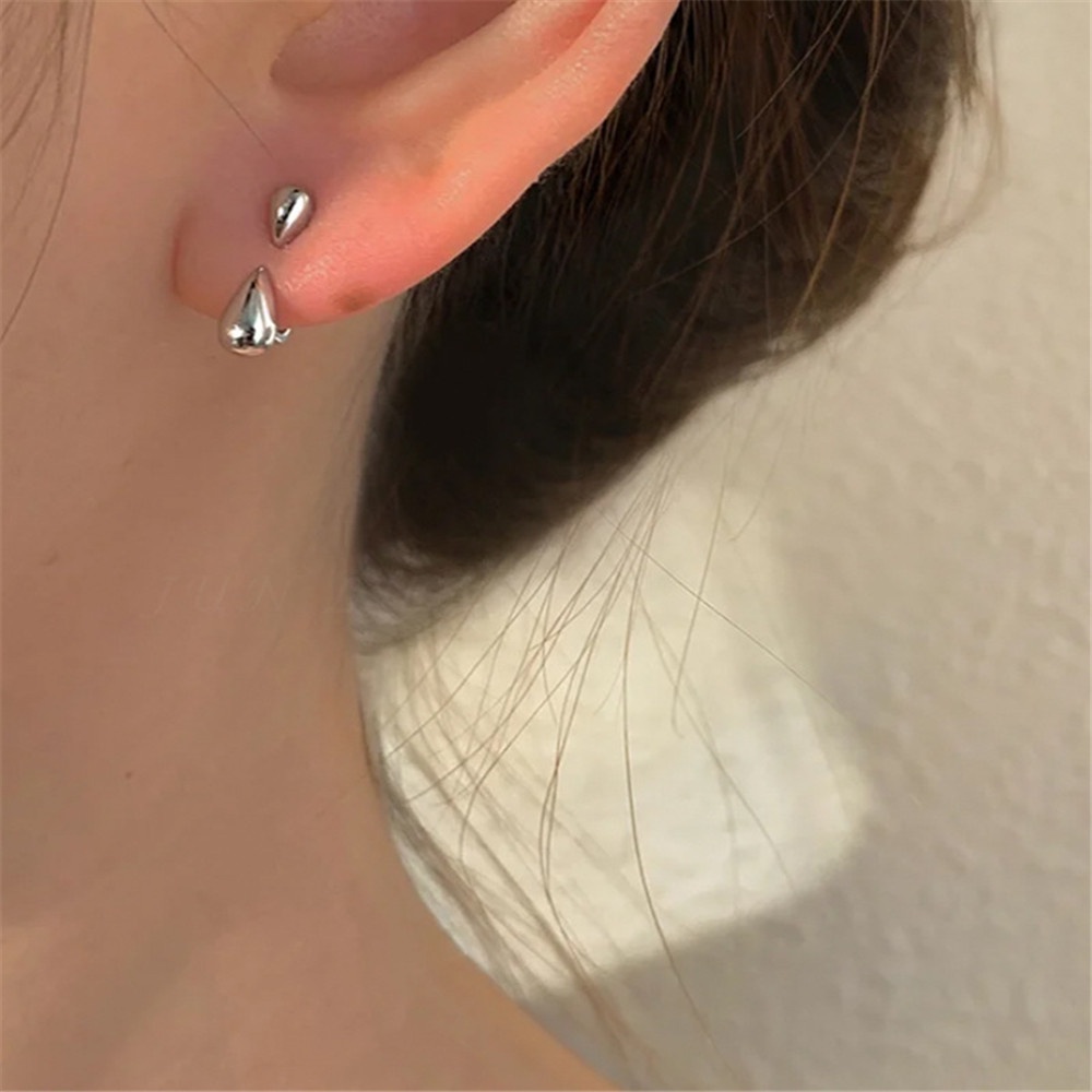 Bông tai hình giọt nước màu bạc thời trang cho nữ