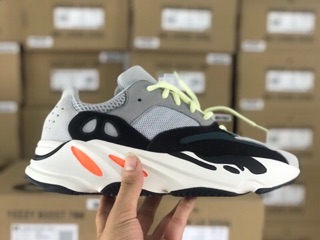 (Rẻ vô địch ) Giày yz 700 OG full size
