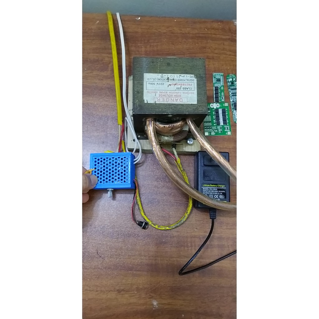 Bộ ruột máy hàn cell pin lion 18650