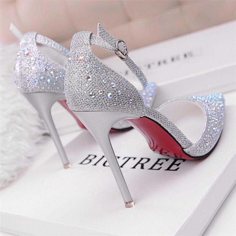 Giày Cao Gót Mũi Nhọn Màu Bạc Thời Trang Hàn Quốc Mới Cho Nữ
