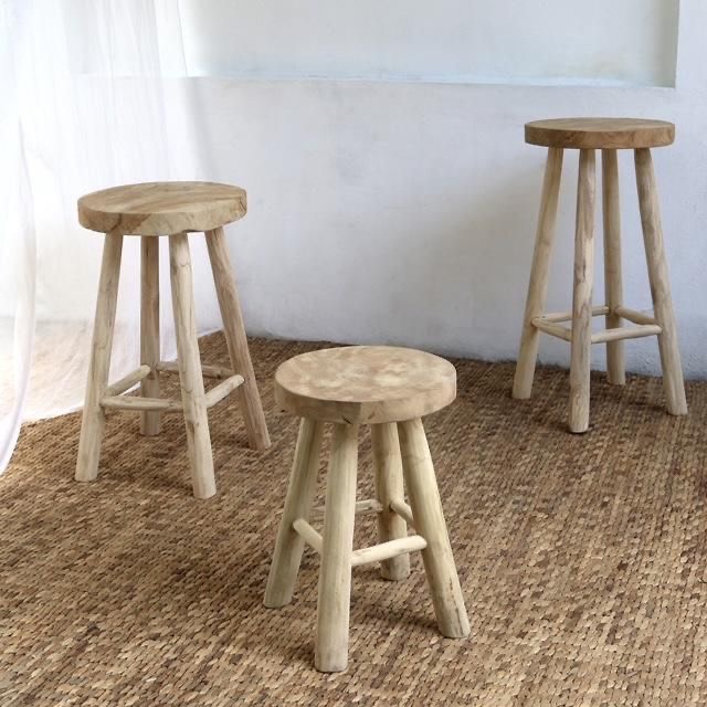 Ghế Đẩu Gỗ Tự Nhiên  Phong Cách Vintage
