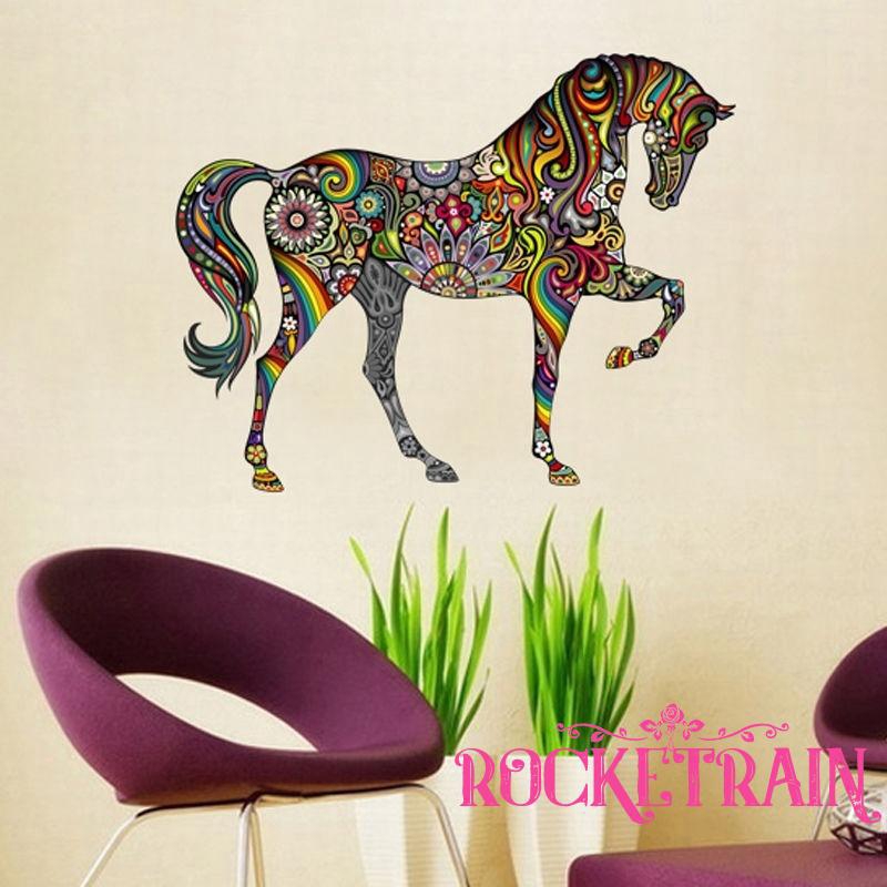 Giấy dán tường họa tiết chú ngựa phong cách vintage
