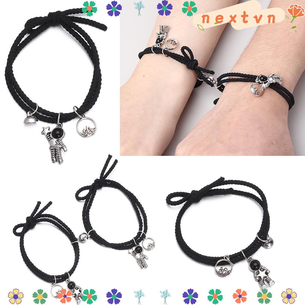 Vòng tay nam châm hình phi hành gia thời trang cho cặp đôi