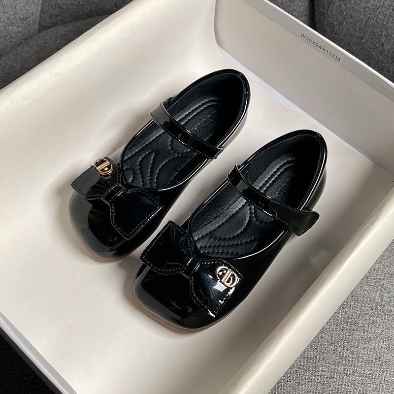 2023 Mới Giày Da Đế Mềm Thoáng Khí Thoải Mái Dễ Phối Đồ Cho Phụ Nữ Và Trẻ Em