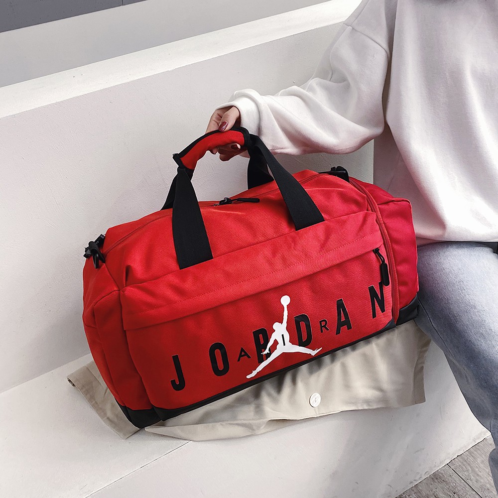 Túi Đeo Chéo Thể Thao Thời Trang Năng Động