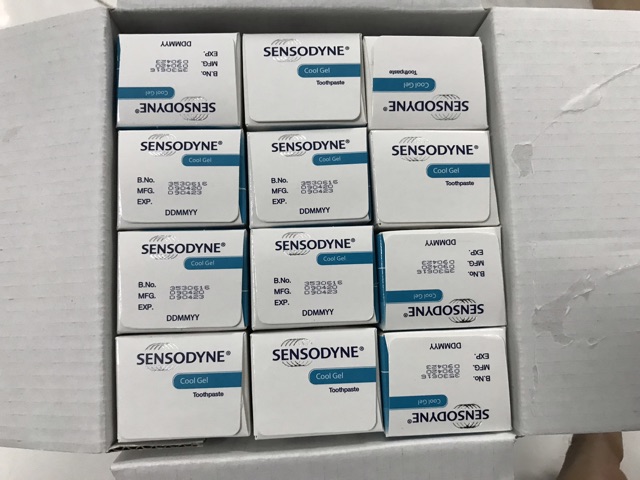 1 hộp KEM ĐÁNH RĂNG SENSODYNE COOL GEL THÁI LAN 100gx12 tuýp