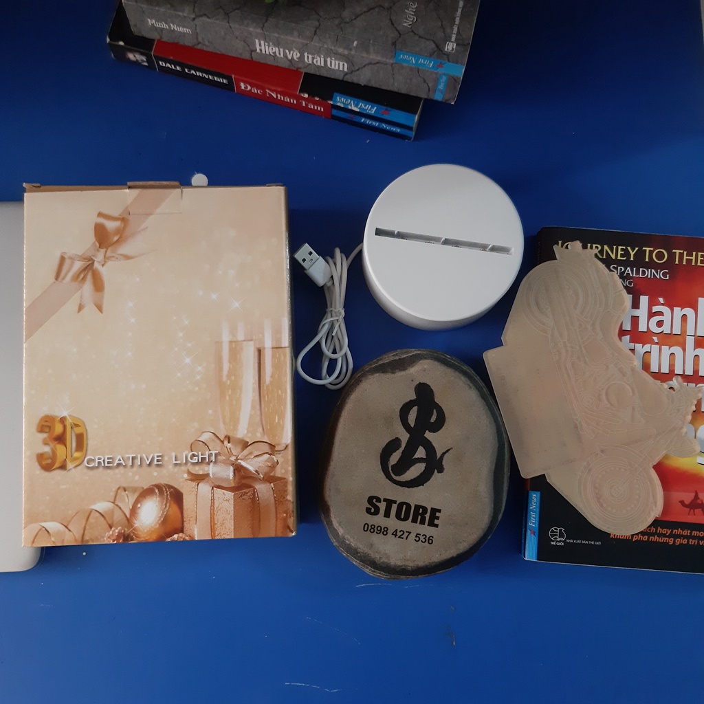 Đèn ngủ 3D trang trí Siêu nhân người nhện