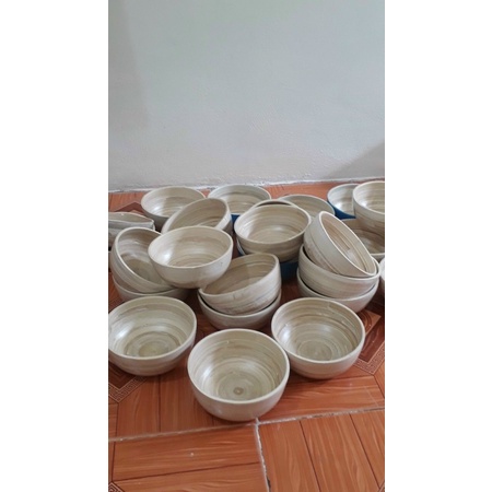 - Chậu tre, gáo dừa