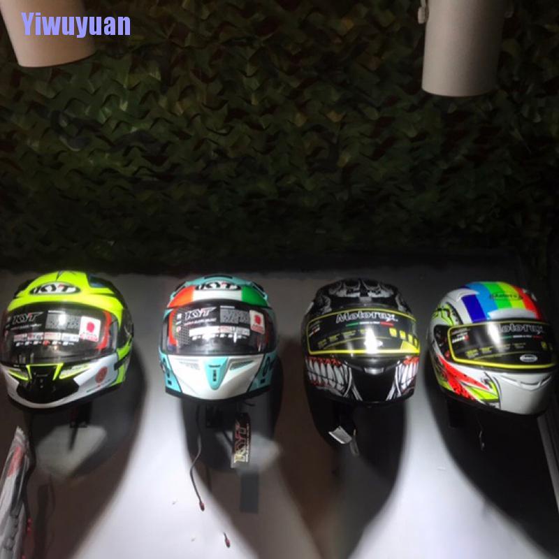 Giá Đỡ Mũ Bảo Hiểm Gắn Tường Tiện Dụng