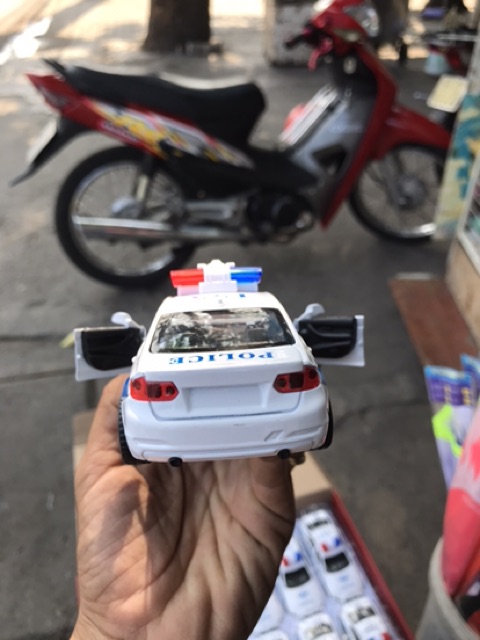 Xe sắt cảnh sát