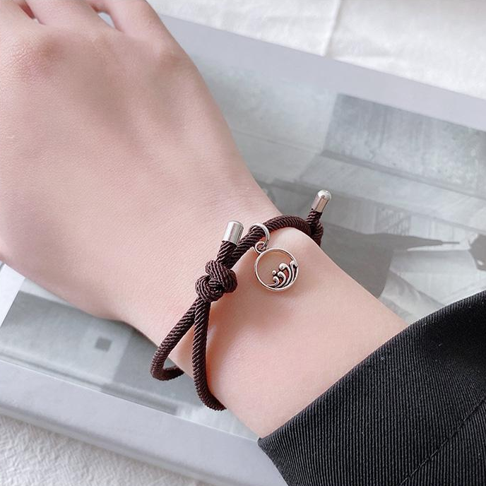 Vòng Tay Bện Dây Khóa Nam Châm Phong Cách Hàn Quốc | BigBuy360 - bigbuy360.vn