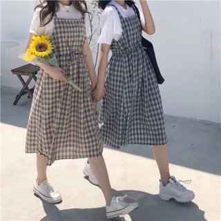Váy yếm kẻ