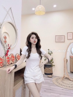 Quần short bò rách cạp cao