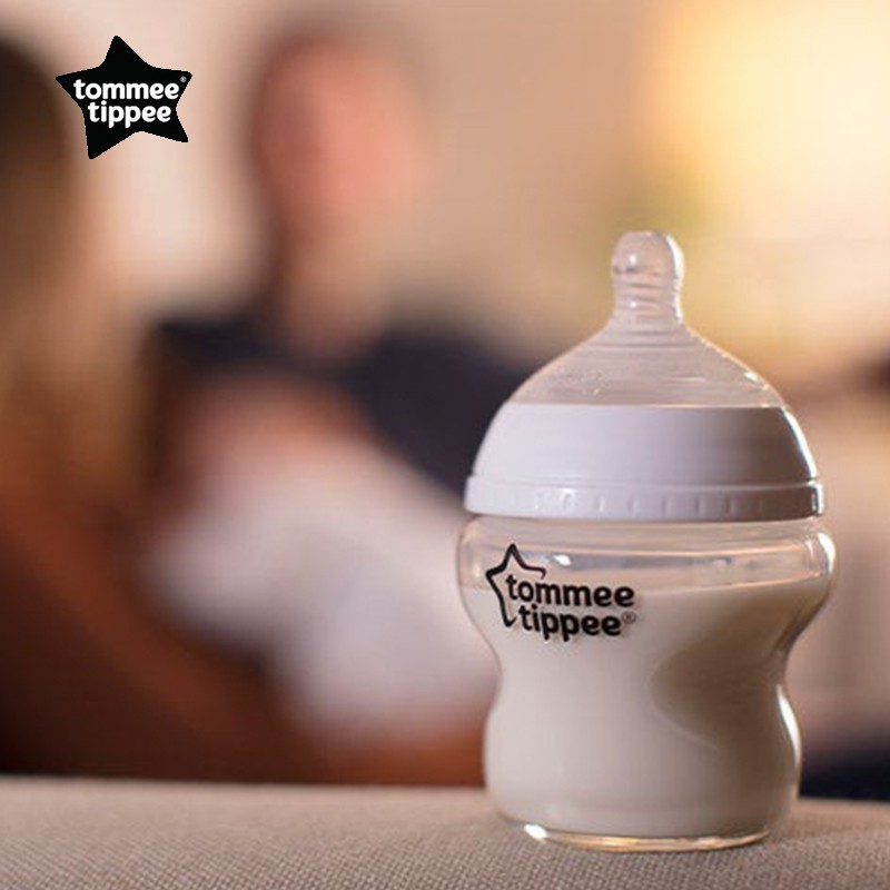TOMMEE TIPPEE Núm Vú Giả Rộng 6cm Bằng Silicon Chống Tràn Tiện Dụng Cho Bình Sữa Em Bé
