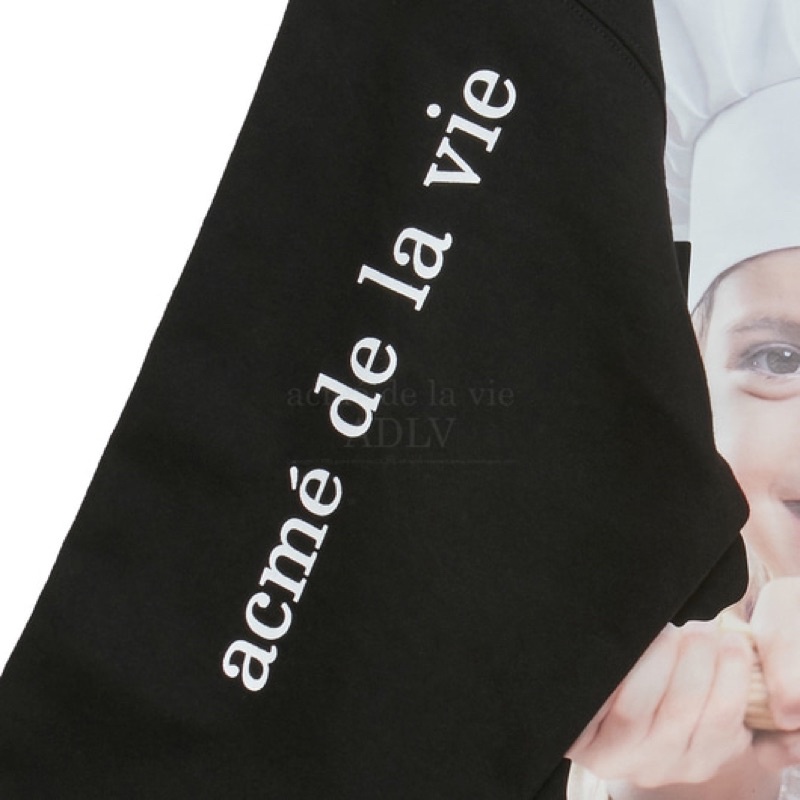 Áo hoodie ADLV in hình bé cầm bó đũa chất liệu nỉ bông cao cấp