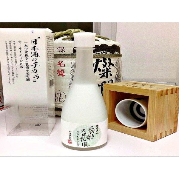 Toner Dưỡng Da Kuramoto Bijin Sake Lotion