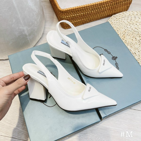 Sandal hở gót gót dẹt 8cm mũi nhọn sang chảnh fullbox túi giấy