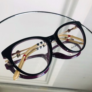 Kính Burberry
