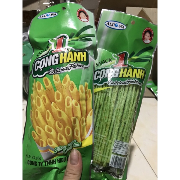 Snack que cọng hành xanh