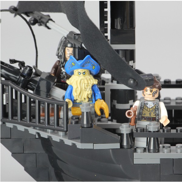 Đồ chơi Lắp Ráp Thuyền Cướp Biển Ngọc Trai Đen - Lion King 16006 CARIBBEAN PIRATE SHIP QUEEN BLACK PEARL