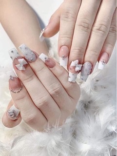 Hoa bột ôm móng từ 3k9 NN