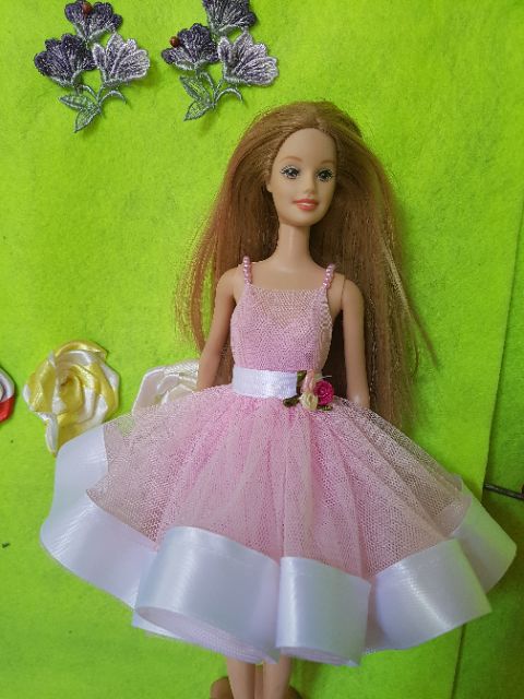 váy búp bê barbie