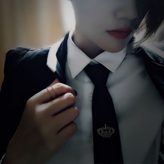 Cà Vạt Thêu Hình Vương Miện Nhỏ Màu Đen Phong Cách Hàn Quốc Cho Nam Nữ