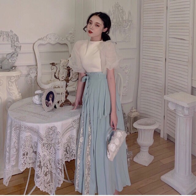 Chân váy xoè dài