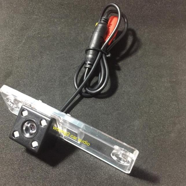 ̄➵ Camera Lùi Xe Toyota innova fortuner 2004-2015 | BigBuy360 - bigbuy360.vn