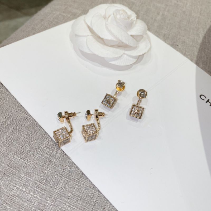 bông tai ( Như hình)