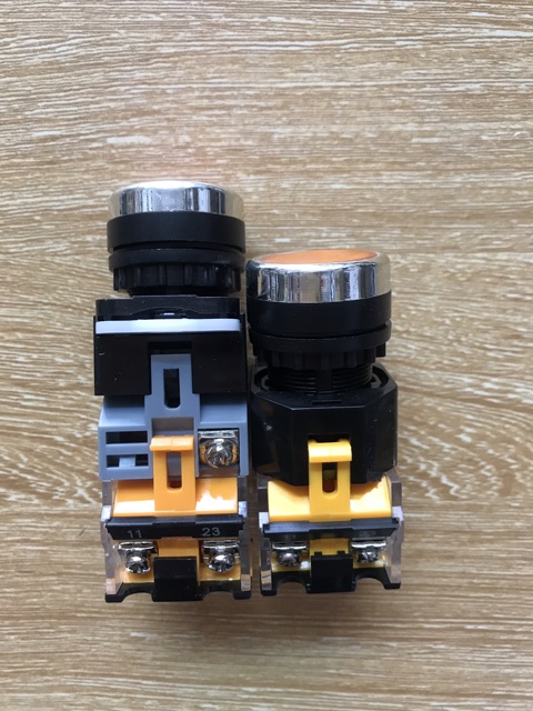 Ấn đèn và ấn ko đèn phi 22