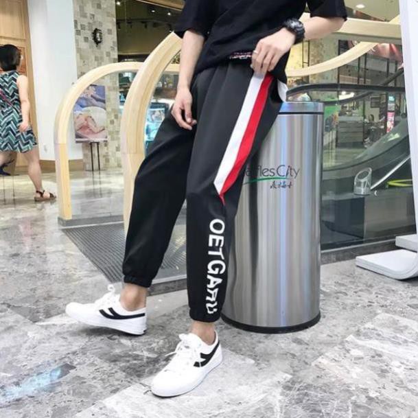 Quần jogger nỉ unisex Đen Chữ Dưới nam nữ phong cách thời trang kmg