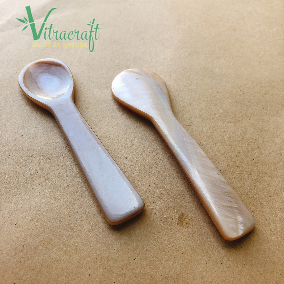 Bộ Thìa Xà Cừ Cao Cấp.Được làm từ những Vỏ Xà Cừ Hồng chất lượng cao.Thìa Cà Phê,Thìa Trà,Thìa Gia Vị.Kích thước 8x2cm.