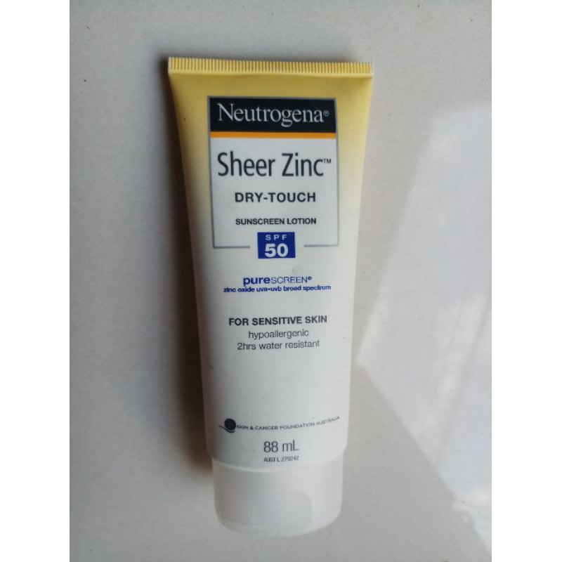 Kem chống nắng Neutrogena Sheer Zinc Dry Touch SPF 50 88ml