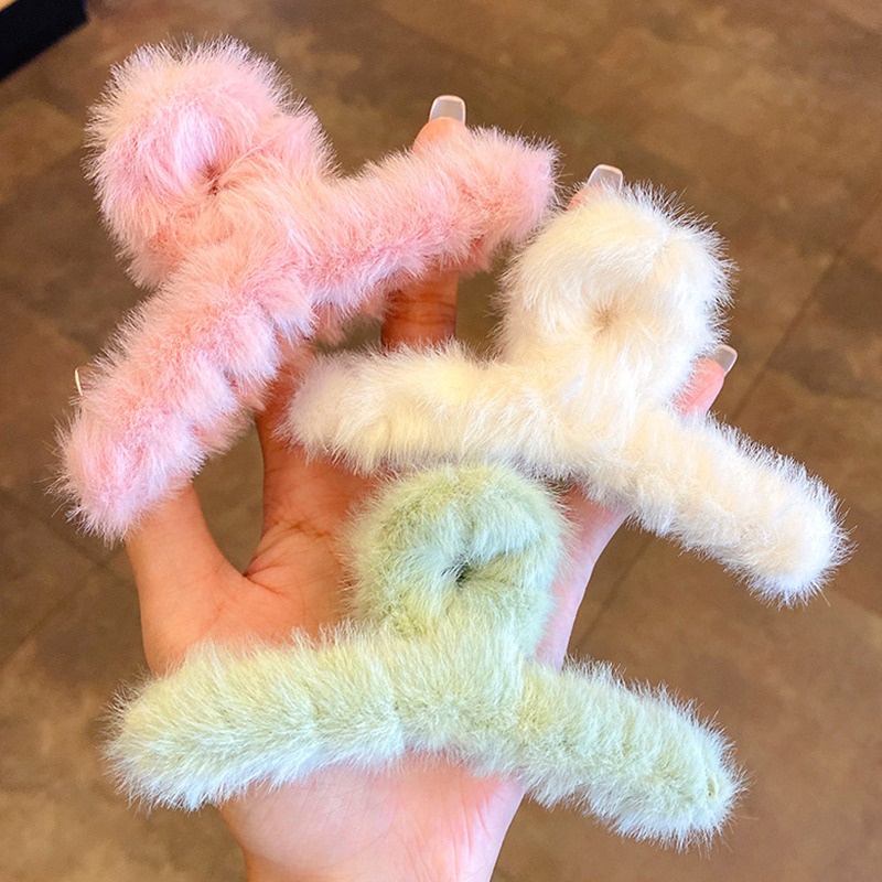 Kẹp tóc phủ lông cỡ lớn dễ thương cho nữ